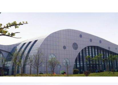 西藏会议中心外景网架工程
